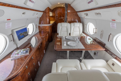 2004 Gulfstream G550: 