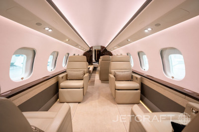 2017 Bombardier Global 6000: 