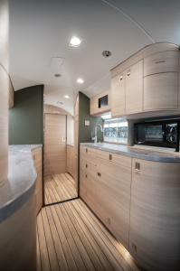 1998 Gulfstream G-V: 