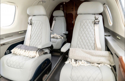 2012 Embraer Phenom 300: 