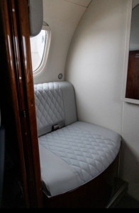 2012 Embraer Phenom 300: 
