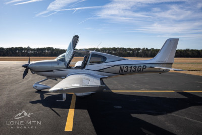 2017 Cirrus SR22T G6 GTS: 