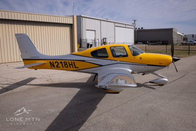 2016 Cirrus SR22T G5 GTS: 