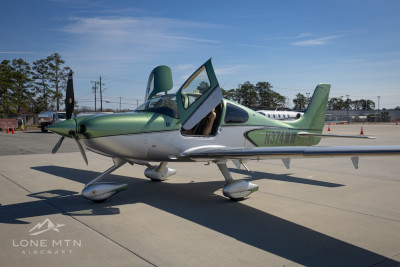 2021 Cirrus SR22 G6 GTS: 