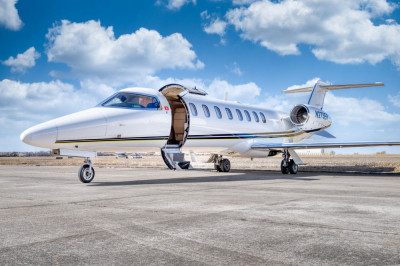 2005 Bombardier Learjet 45XR: 