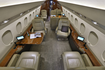 2010 Dassault Falcon 2000LX: 