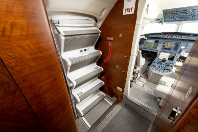 2012 Dassault Falcon 7X: 