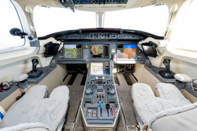 2012 Dassault Falcon 7X: 