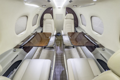 2015 Embraer Phenom 100E: 