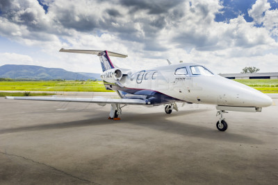 2015 Embraer Phenom 100E: 