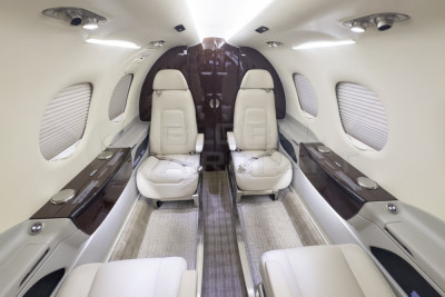 2015 Embraer Phenom 100E: 