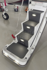 2015 Embraer Phenom 100E: 