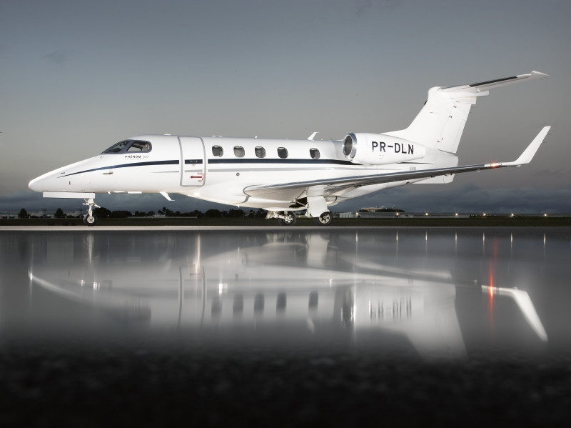 photo of 2014 Embraer Phenom 300
