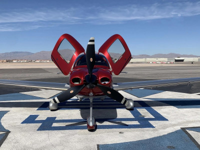 2011 Cirrus SR22G3 GTS TURBO: 