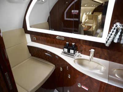 2008 Gulfstream G200: 