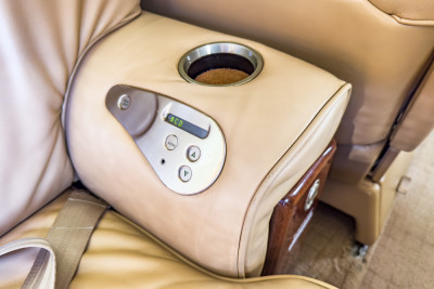 2006 Bombardier Learjet 60SE: 