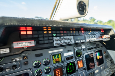 2006 Bombardier Learjet 60SE: 