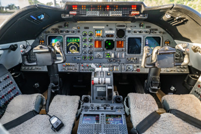 2006 Bombardier Learjet 60SE: 