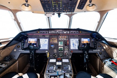 2002 Dassault Falcon 2000: 