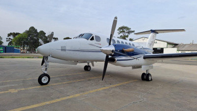 1999 Beechcraft King Air 350: 