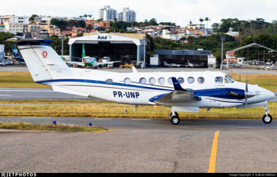 1999 Beechcraft King Air 350: 