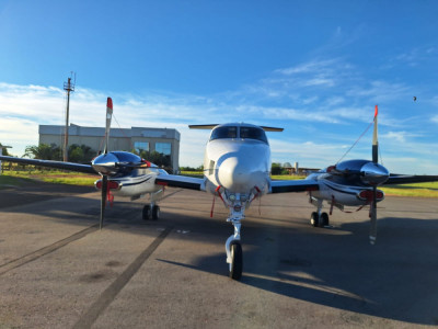 1999 Beechcraft King Air 350: 