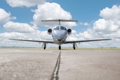 2015 Embraer Phenom 100E: 