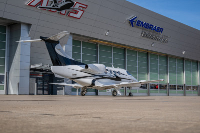 2015 Embraer Phenom 100E: 