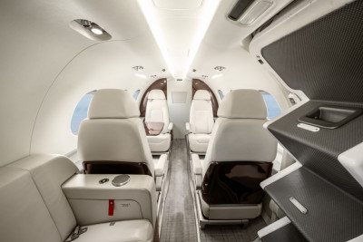 2015 Embraer Phenom 100E: 
