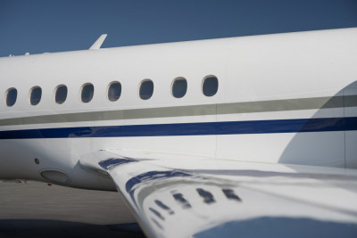 2021 Dassault Falcon 2000LXS: Excellent Paint Condition