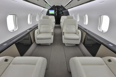 2010 Bombardier Challenger 300: 