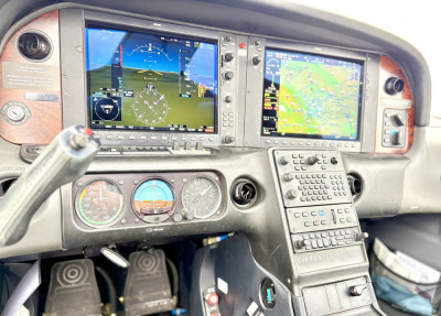 2008 Cirrus SR22: 