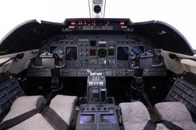 2003 Bombardier Learjet 60SE: 