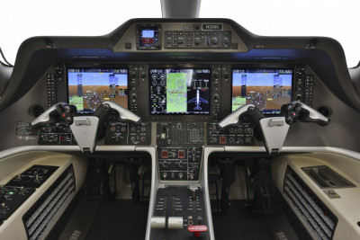 2012 Embraer Phenom 300: 