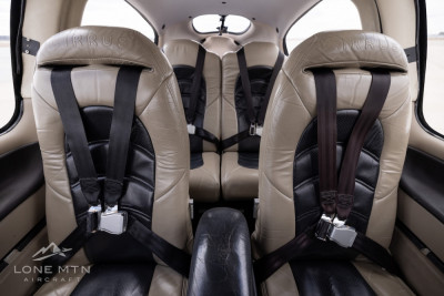 2005 Cirrus SR22 G2: 