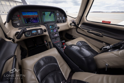 2005 Cirrus SR22 G2: 