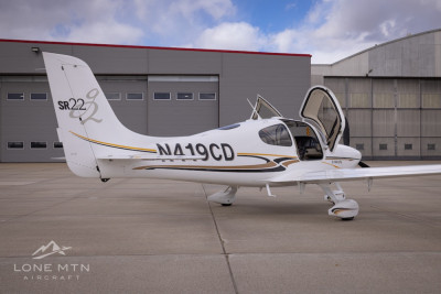 2005 Cirrus SR22 G2: 