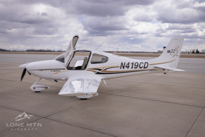 2005 Cirrus SR22 G2: 