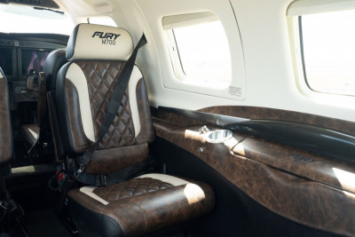2025 Piper M700: 