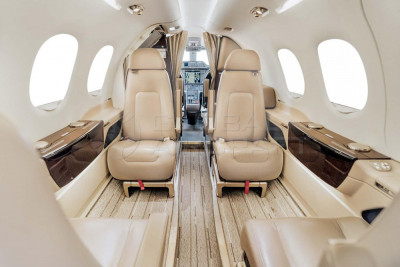 2016 Embraer Phenom 100E: 