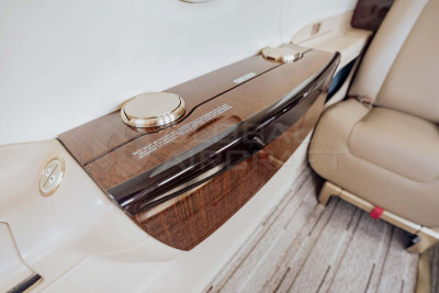 2016 Embraer Phenom 100E: 