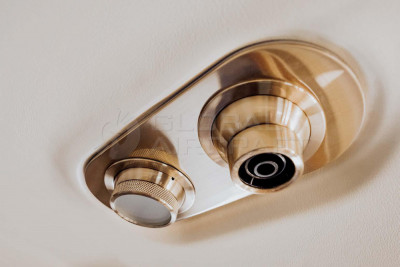 2016 Embraer Phenom 100E: 