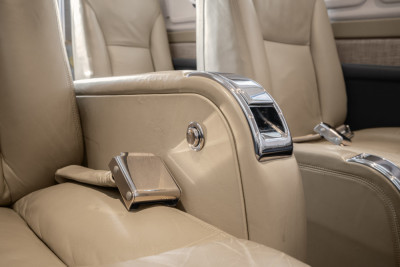 2016 Beechcraft King Air 250: 