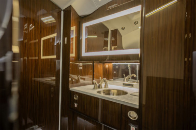 1989 Dassault Falcon 900B: 