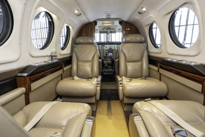 2005 Beechcraft King Air C90B: 