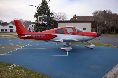 2022 Cirrus SR22 G6: 