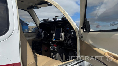 2015 Beechcraft Baron G58: 