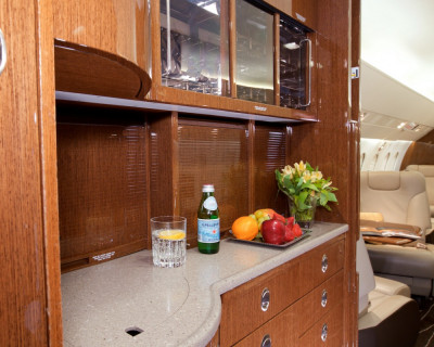 2006 Dassault Falcon 2000LX: 