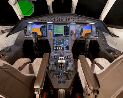 2006 Dassault Falcon 2000LX: 