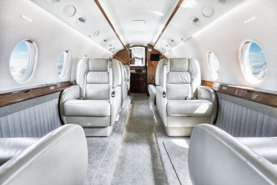 2009 Gulfstream G200: 